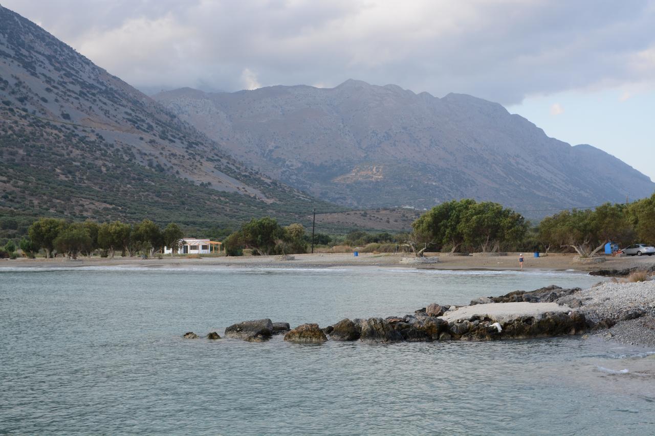 Tholos Rooms Καβούσι Εξωτερικό φωτογραφία