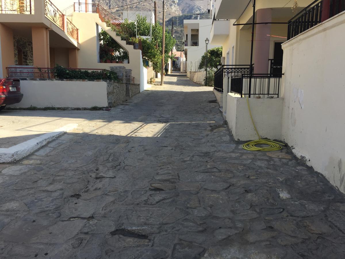 Tholos Rooms Καβούσι Εξωτερικό φωτογραφία