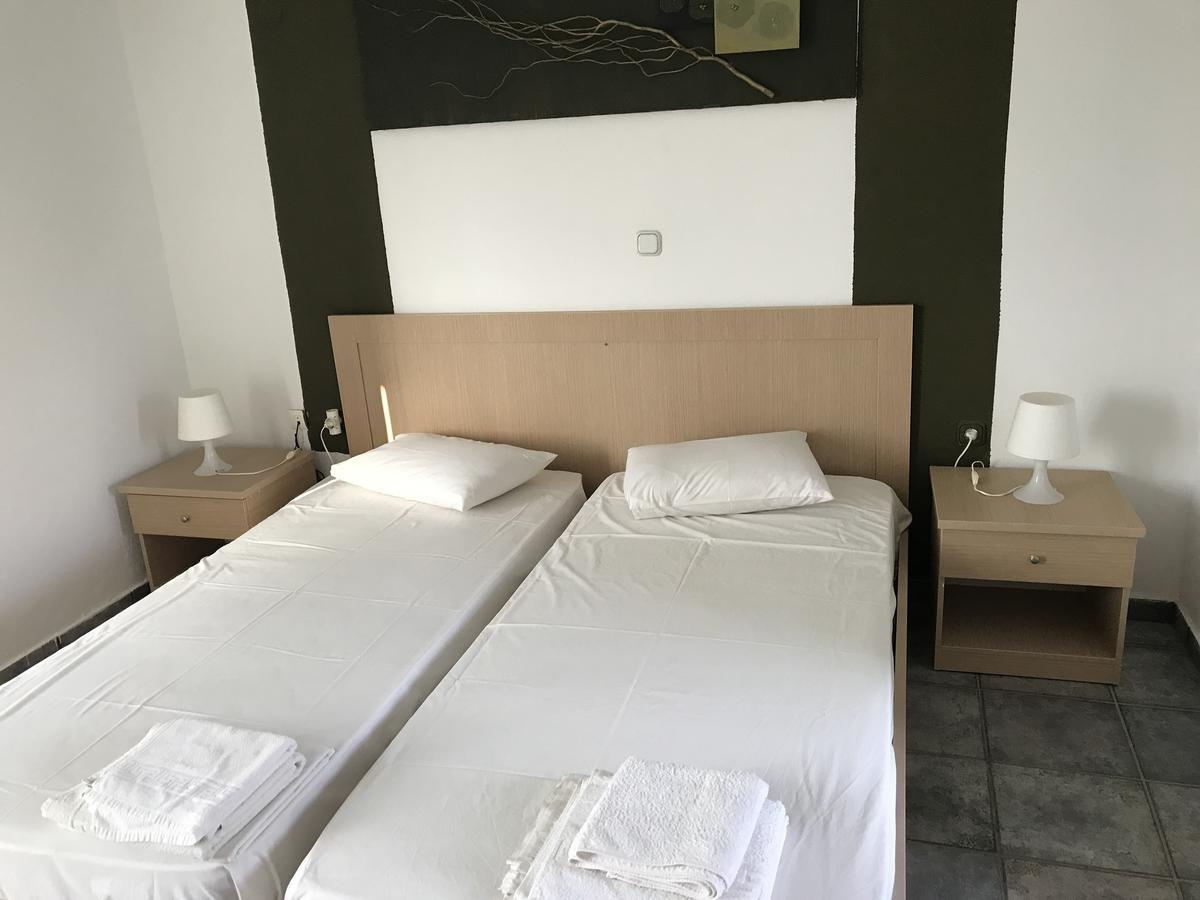 Tholos Rooms Καβούσι Εξωτερικό φωτογραφία
