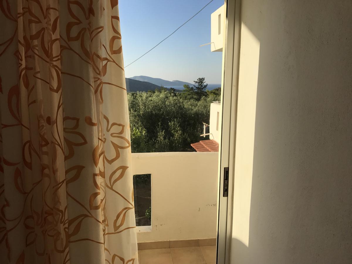 Tholos Rooms Καβούσι Εξωτερικό φωτογραφία